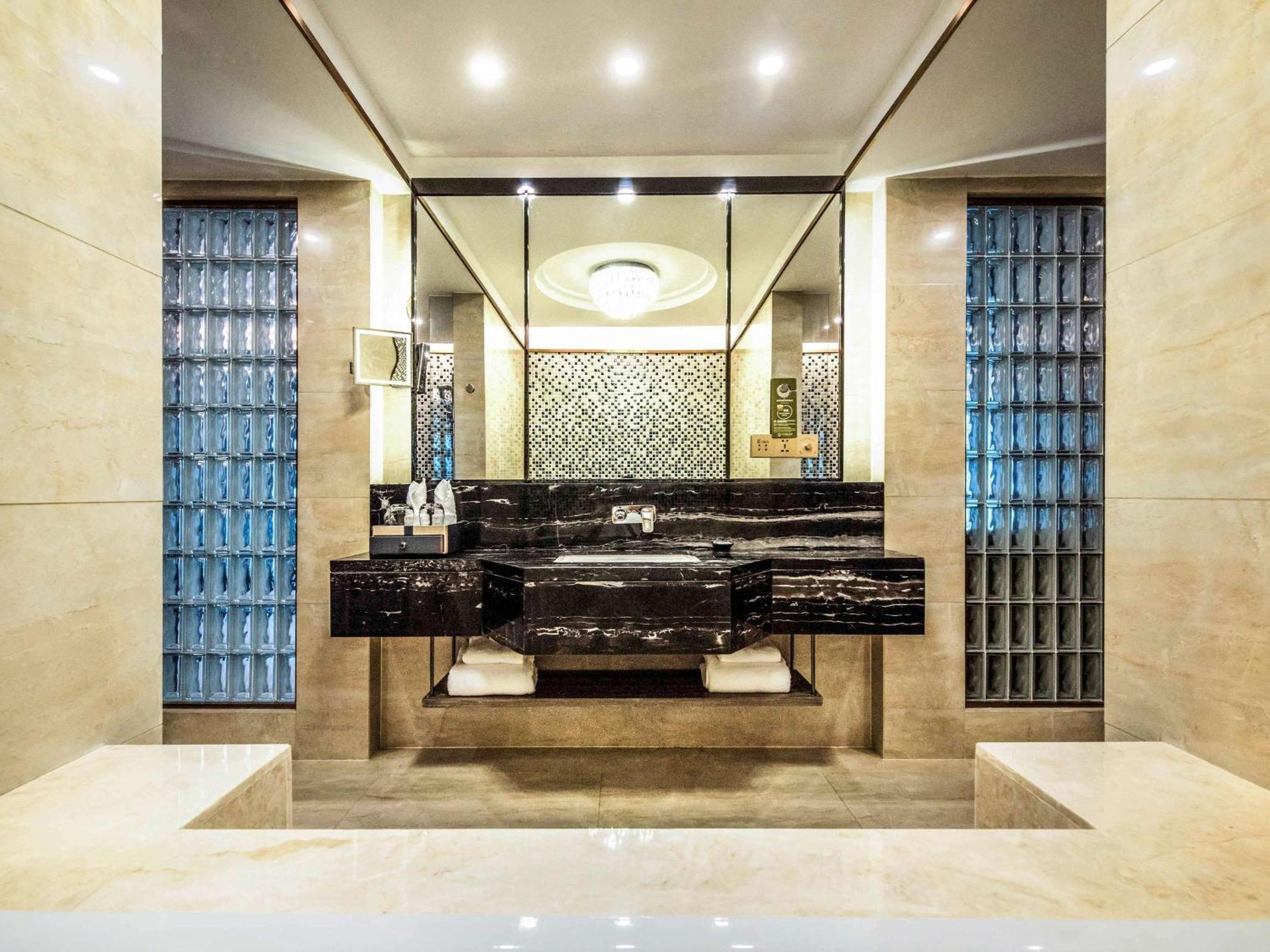 Mercure Chongqing Downtown Extérieur photo